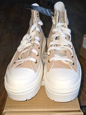 Converse Women's Blush Pink High-Top Platform Sneakers